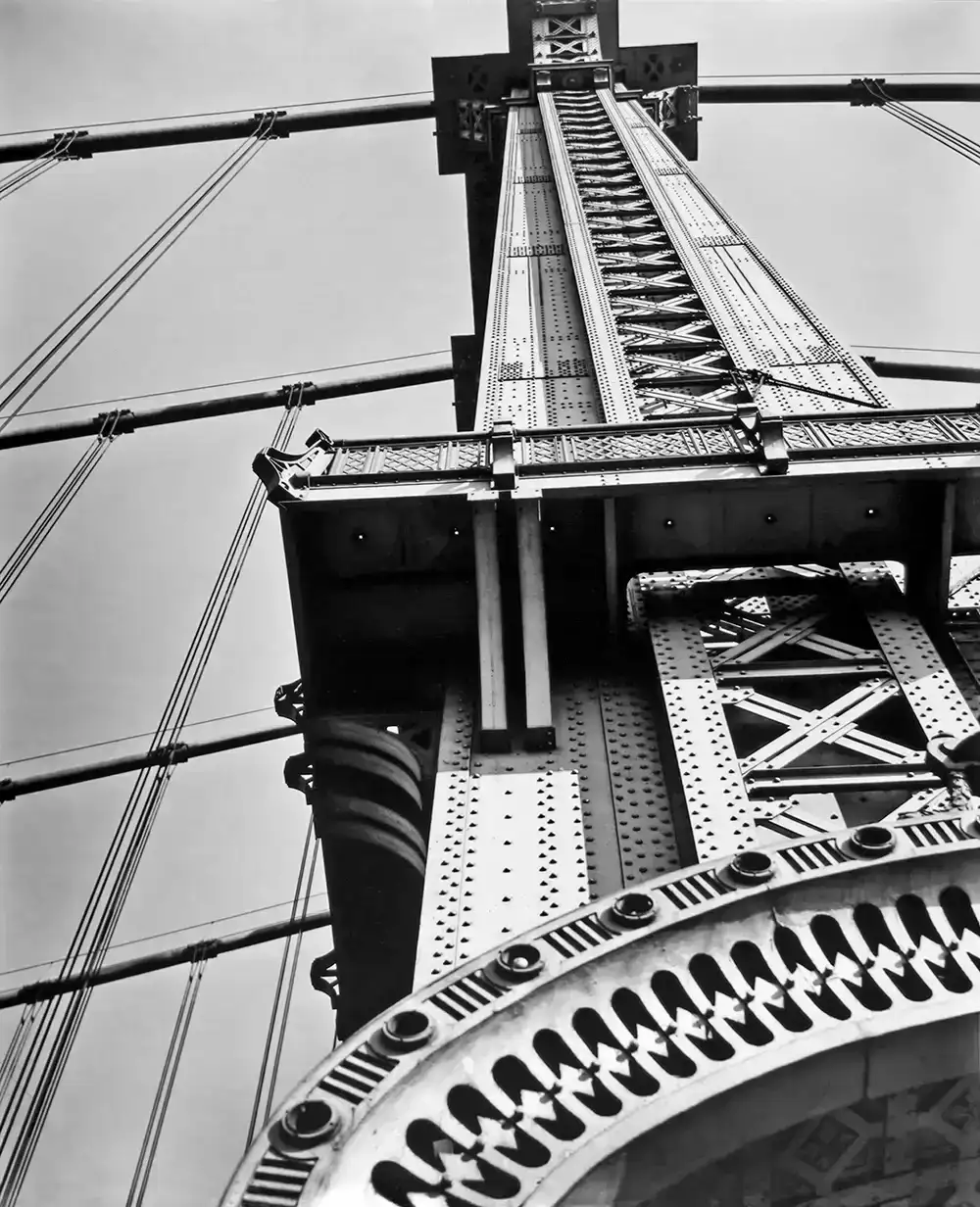 Image of Manhattan Bridge, Looking Up