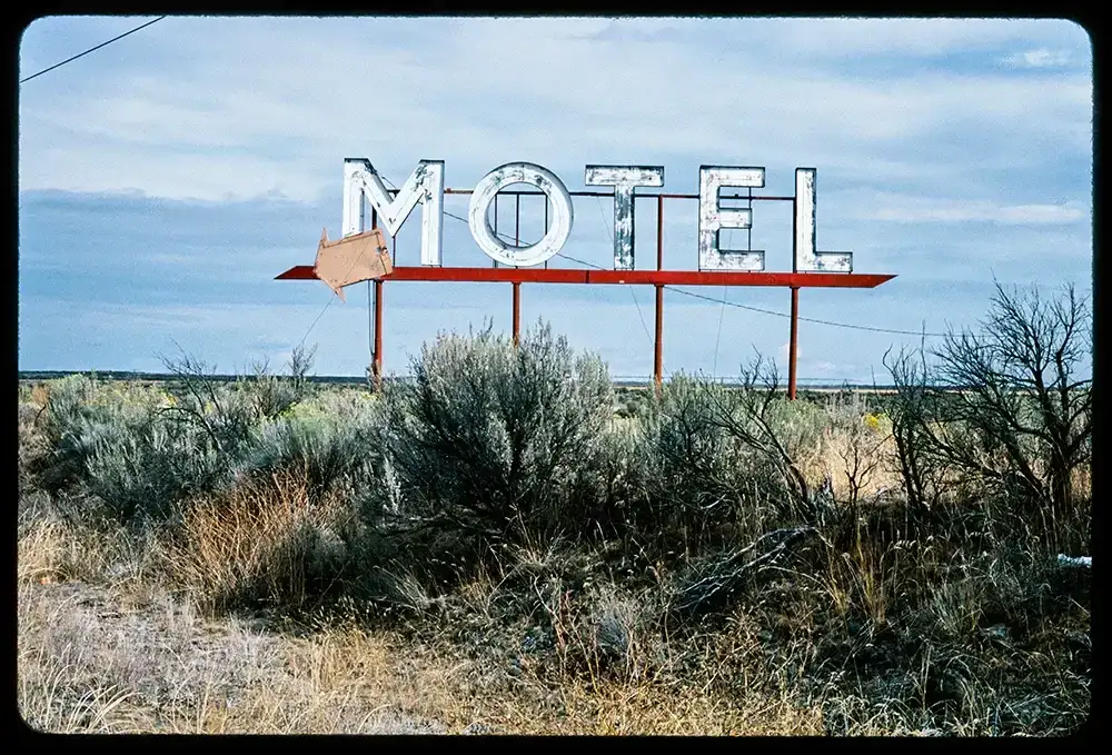 Image of Motel sign, Grand Coulee, Washington