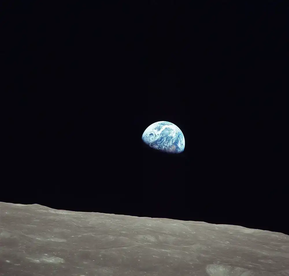 Image of Earthrise