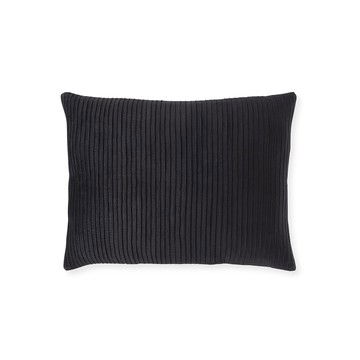 Nuevo Velvet Pleat Standard Sham, 20x26"