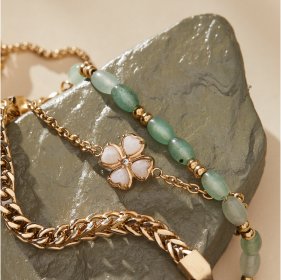 Four-Leaf Clover Stranded Bracelet Set| Shop Now