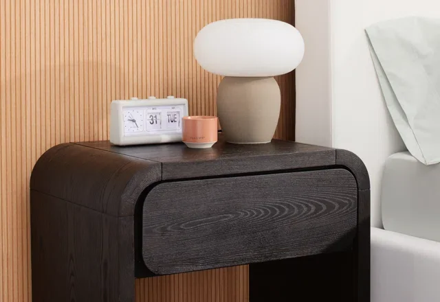 Get Organized: New Nightstands