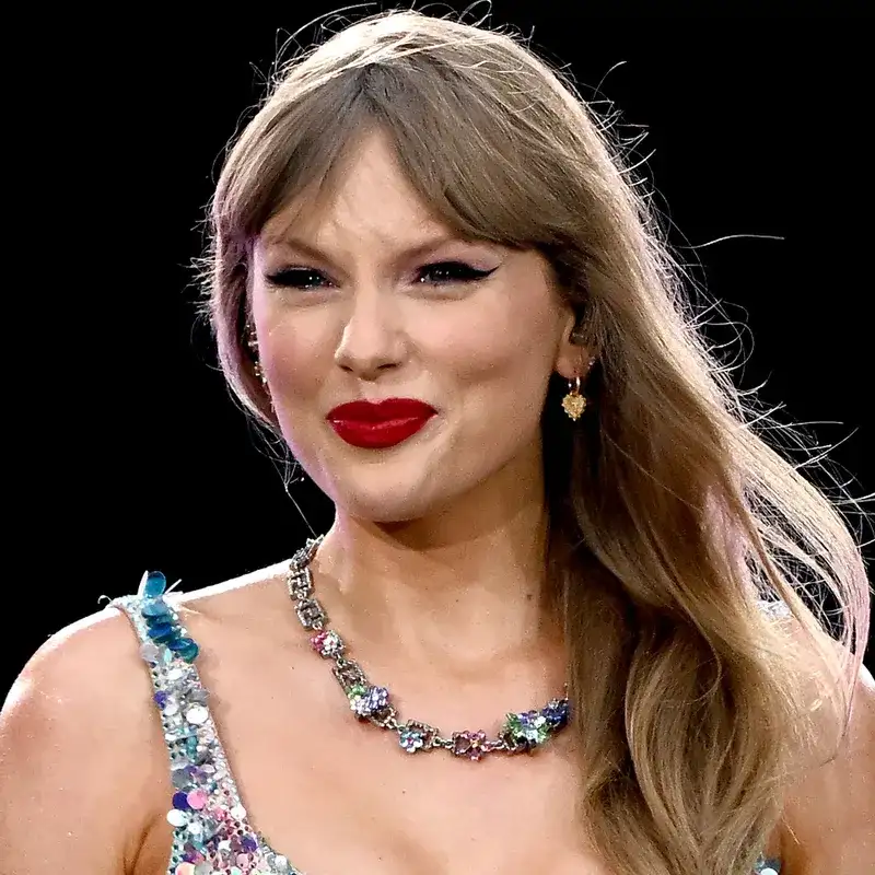 Taylor Swift's Hair Has Never Looked This Va-Va-Voom