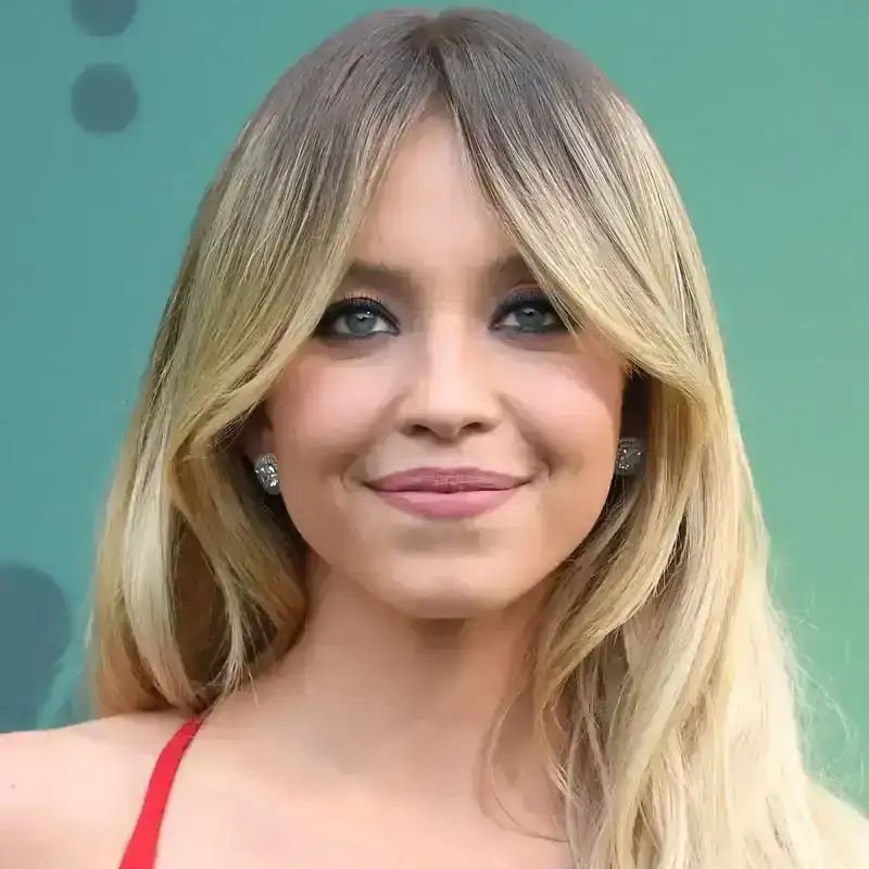 Sydney Sweeney Cut Her Hair Even Shorter for the Vanity Fair Oscar Party