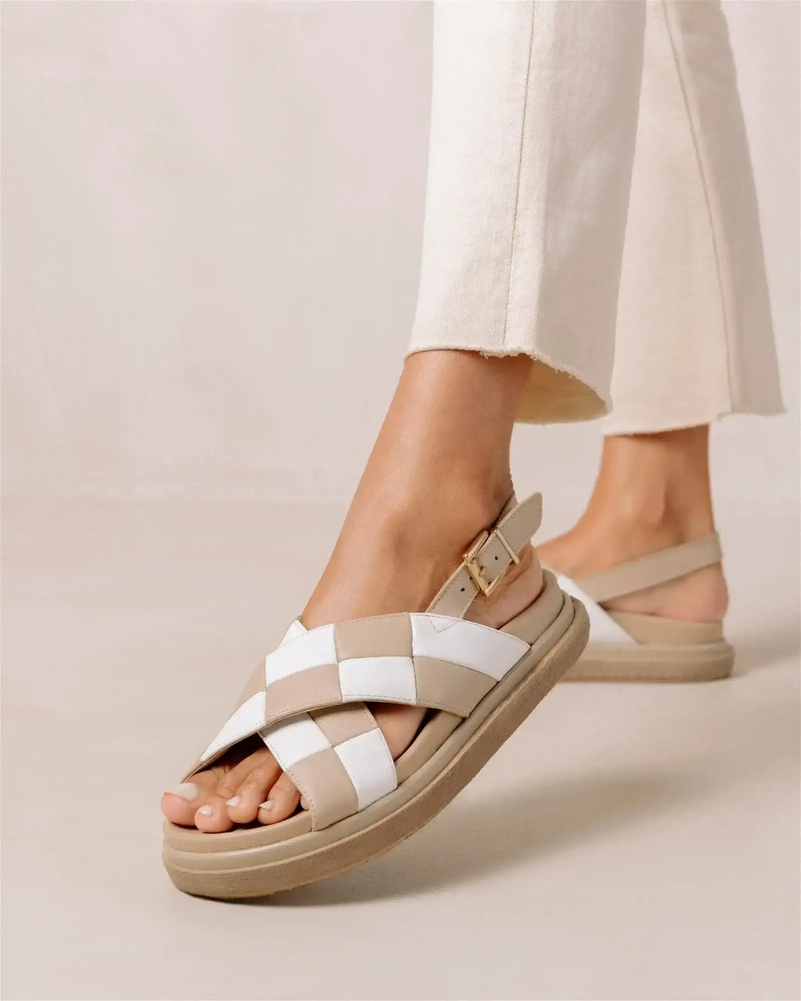 Image of Marshmallow Scacchi Stone Beige Cream Leather Sandals