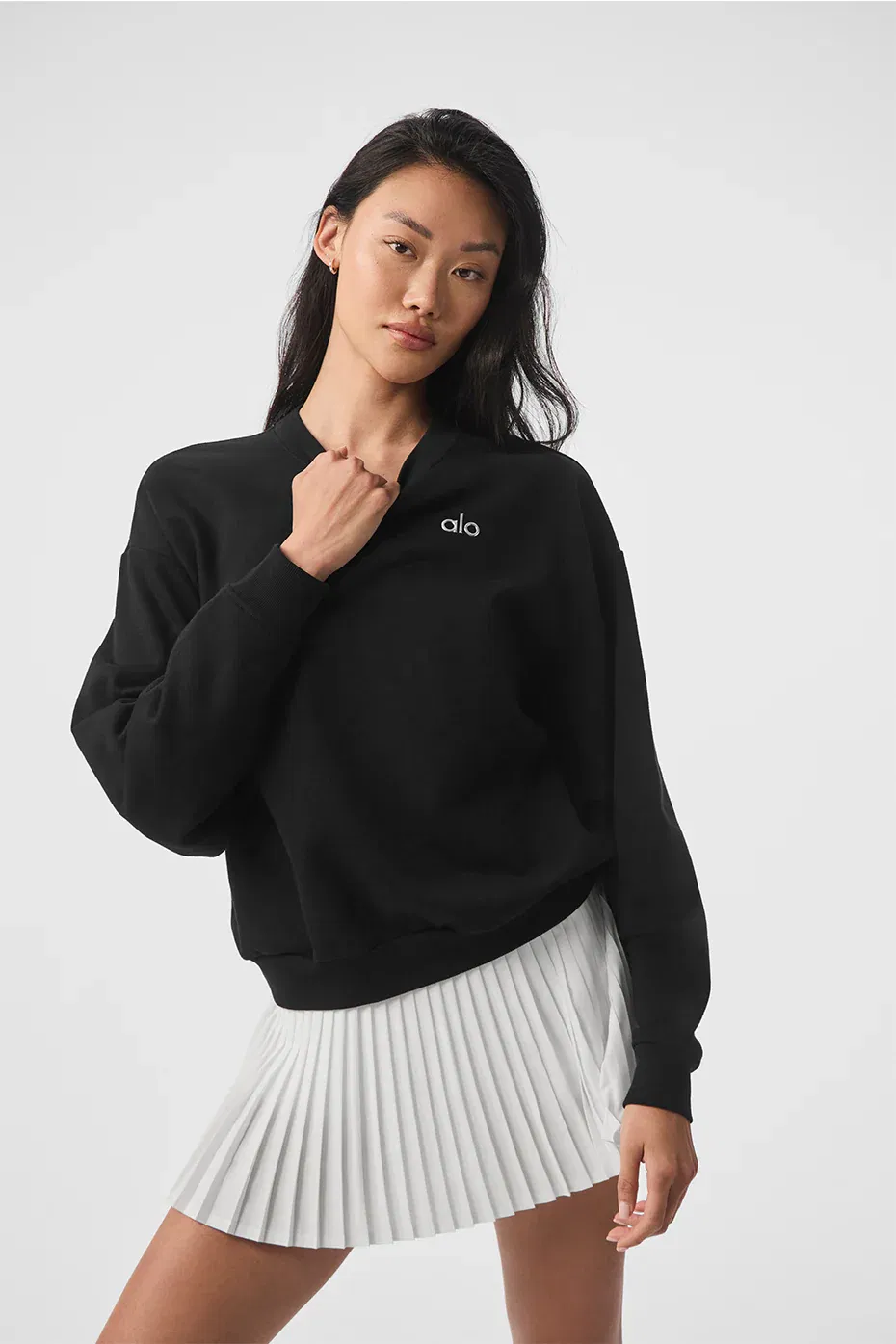 Accolade Crew Neck Pullover - Black - Black / S