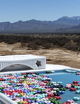 Inside Cj Hendry’s Project to Build a Pool in the Las Vegas Desert