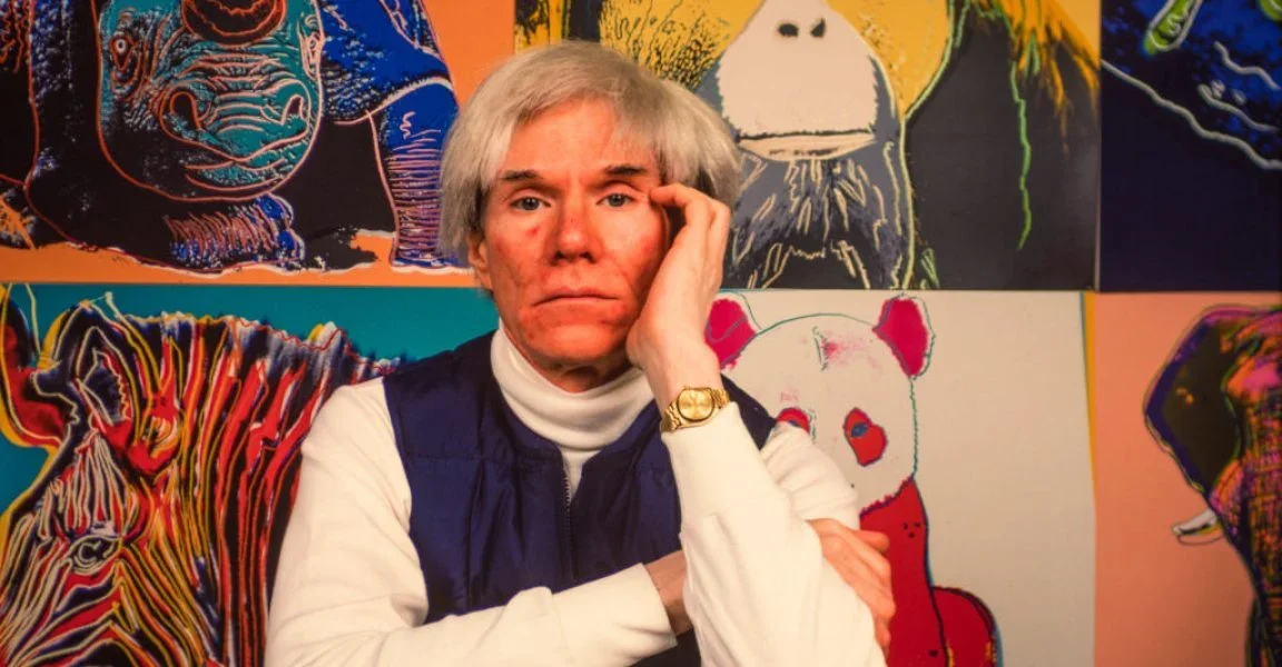 Art Bites: You Can Watch a 24/7 Livestream of Andy Warhol’s Grave