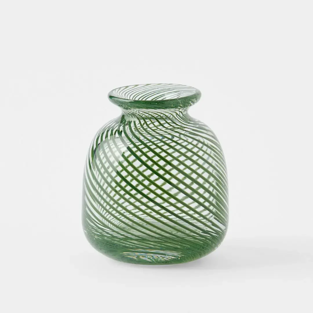 GRACIE_Gracie Glass Swirl Vase / Green