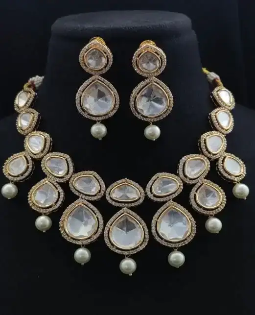 Image of Pearl Uncut Kundan Necklace Set