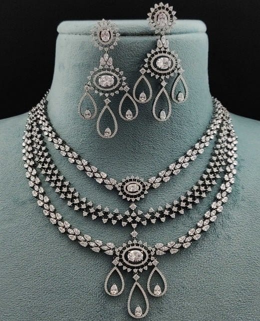 Image of VANYA LAYERED AD NECKLACE