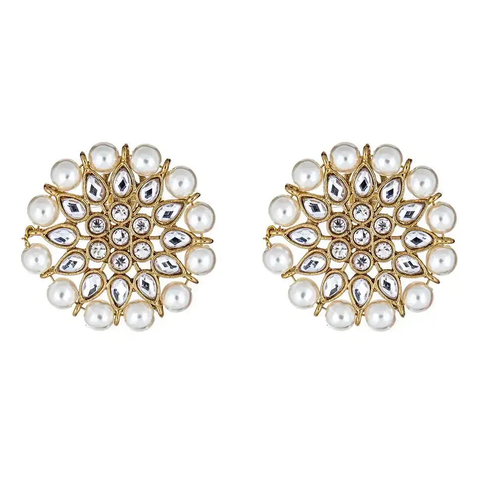 Image of Evie Pearl Stud Earrings