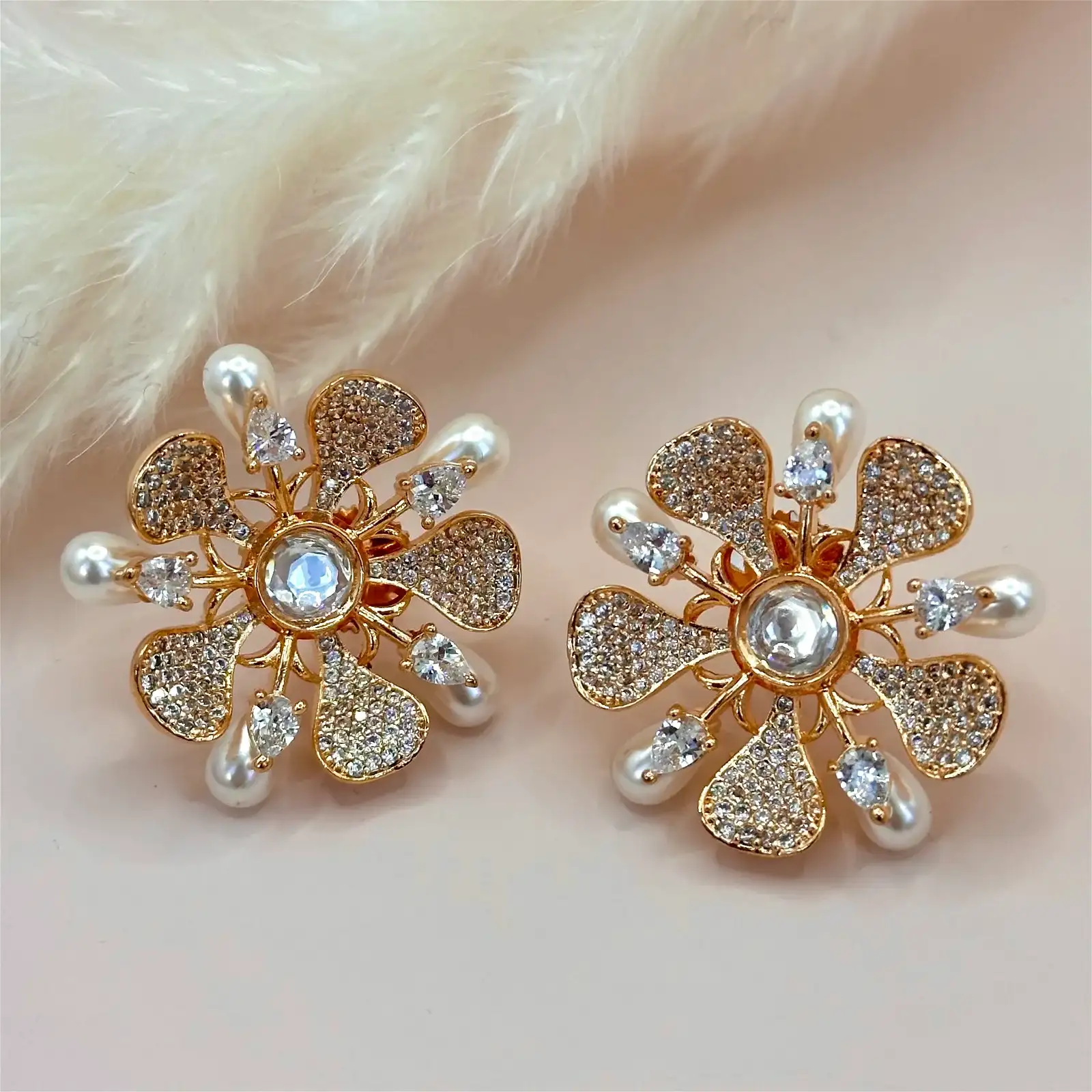 Image of Maeve Floral Earrings