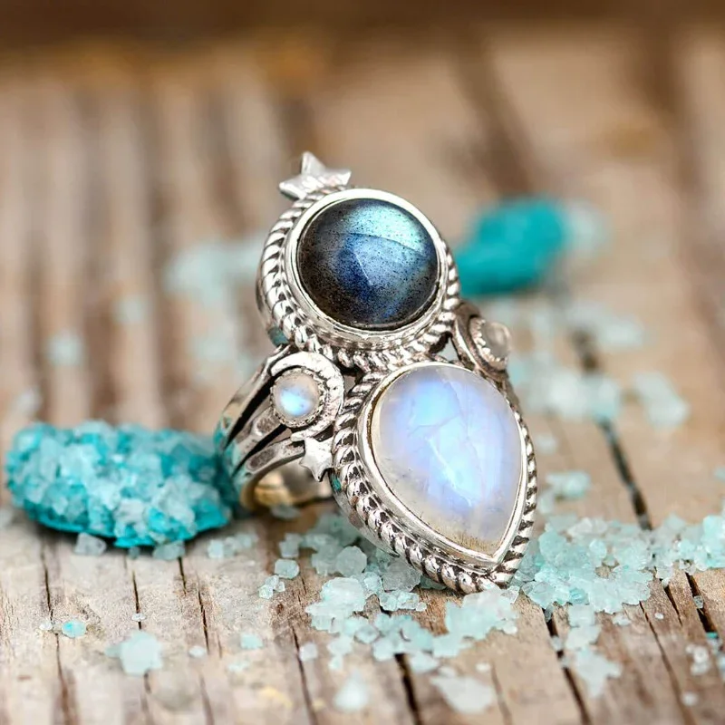 Image of Celestial Moonstone and Labradorite Silver Ring