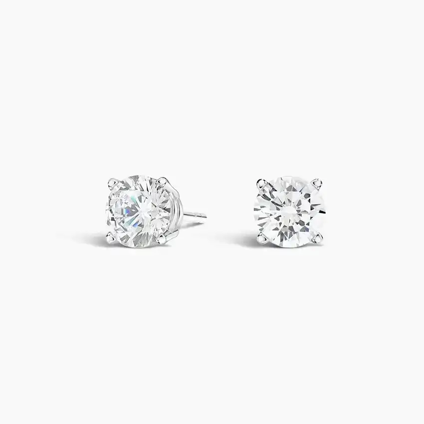 Round Diamond Stud Earrings