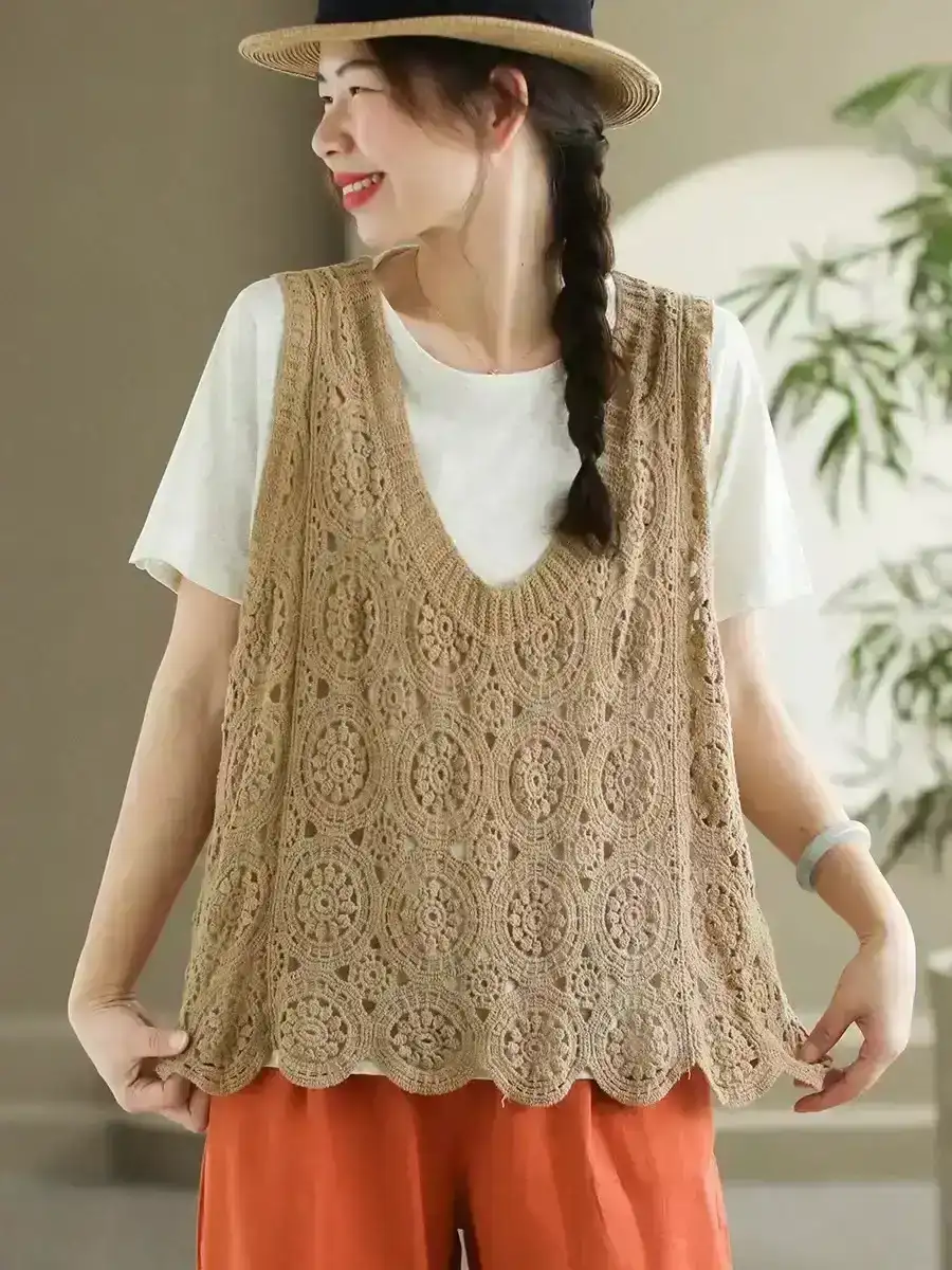 Women Artsy Knitted Cutout V-Neck Vest