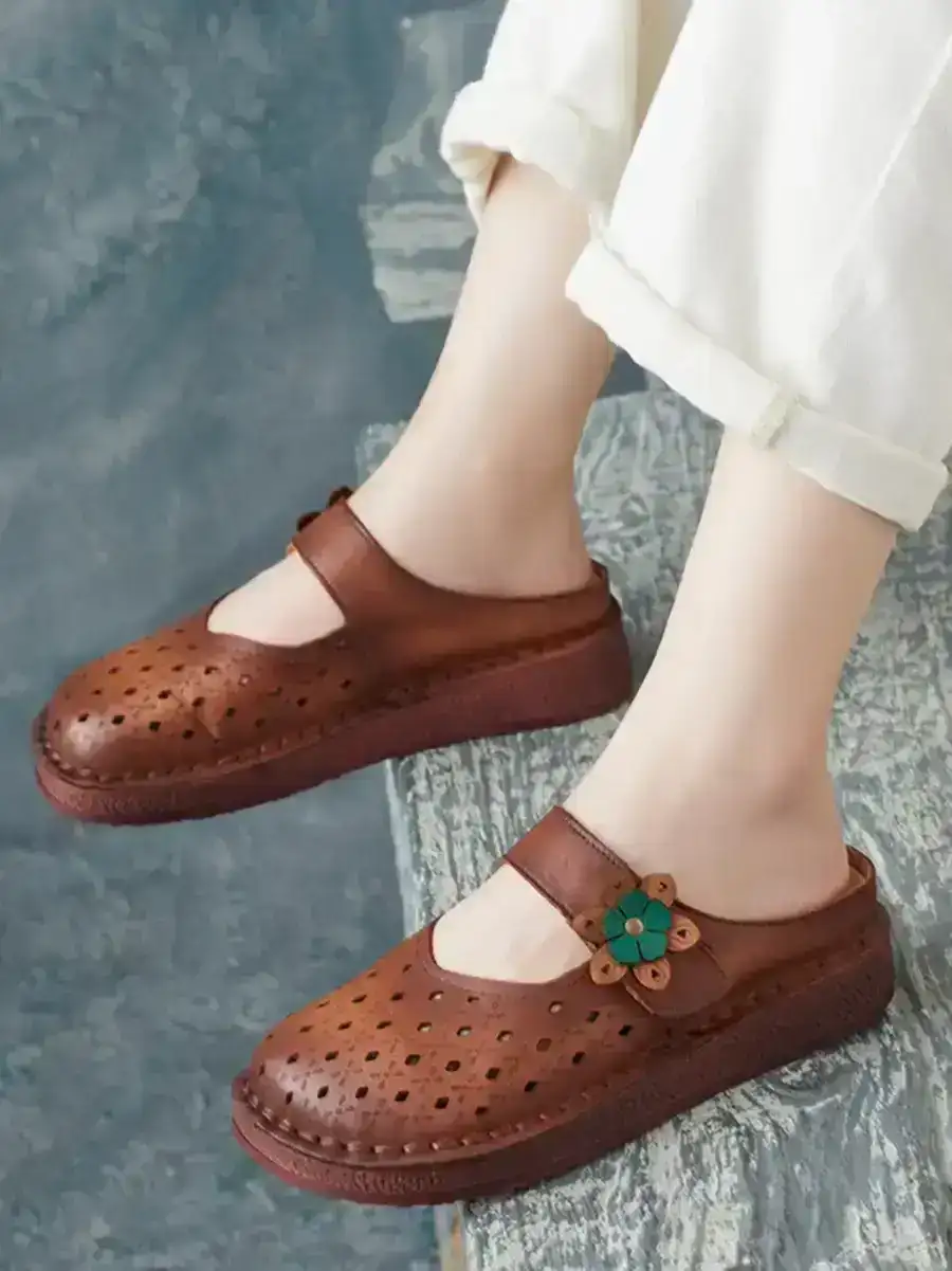 Women Summer Retro Leather Cutout Shoes