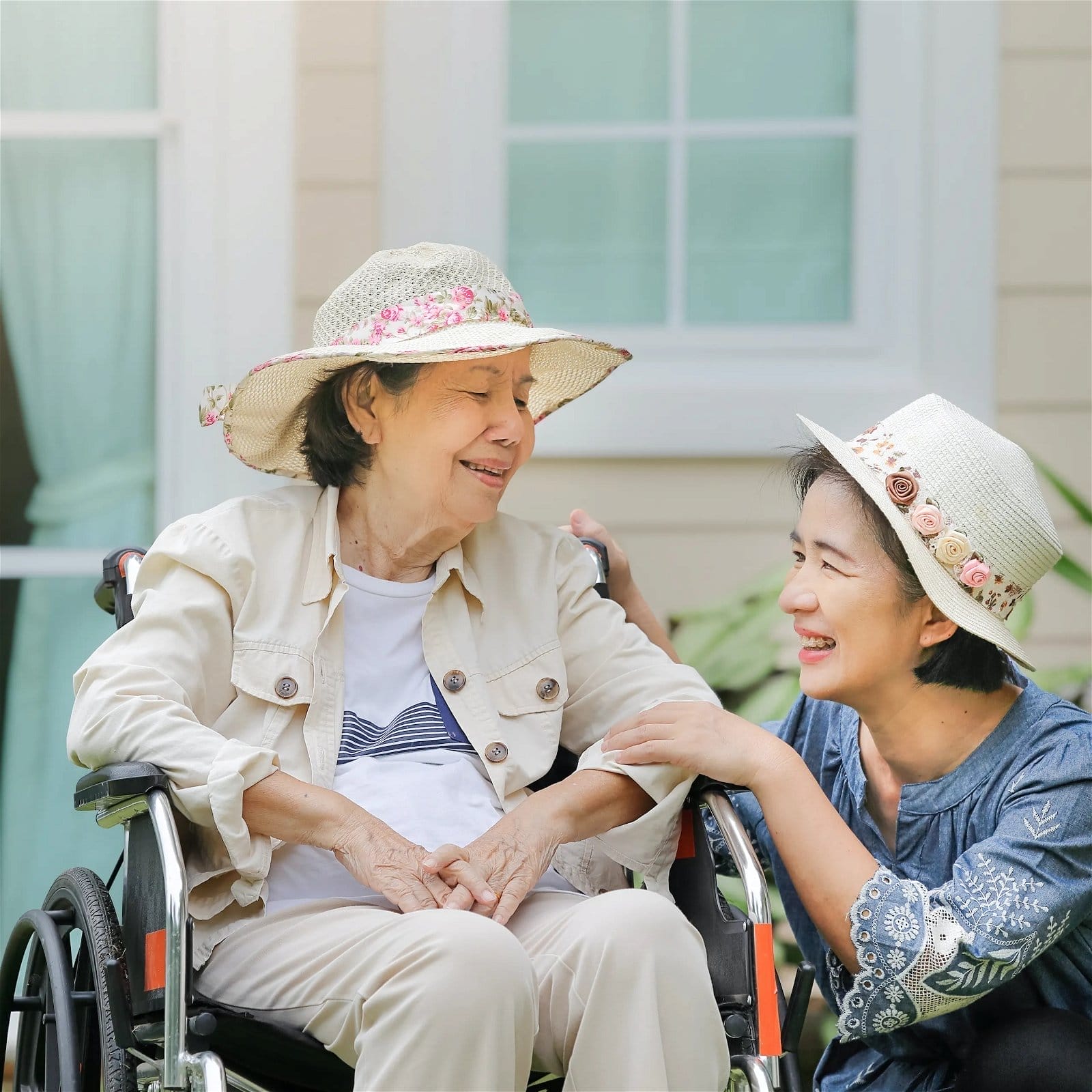 Toileting Checklist: What To Do When a Loved One Has Mobility Challenges