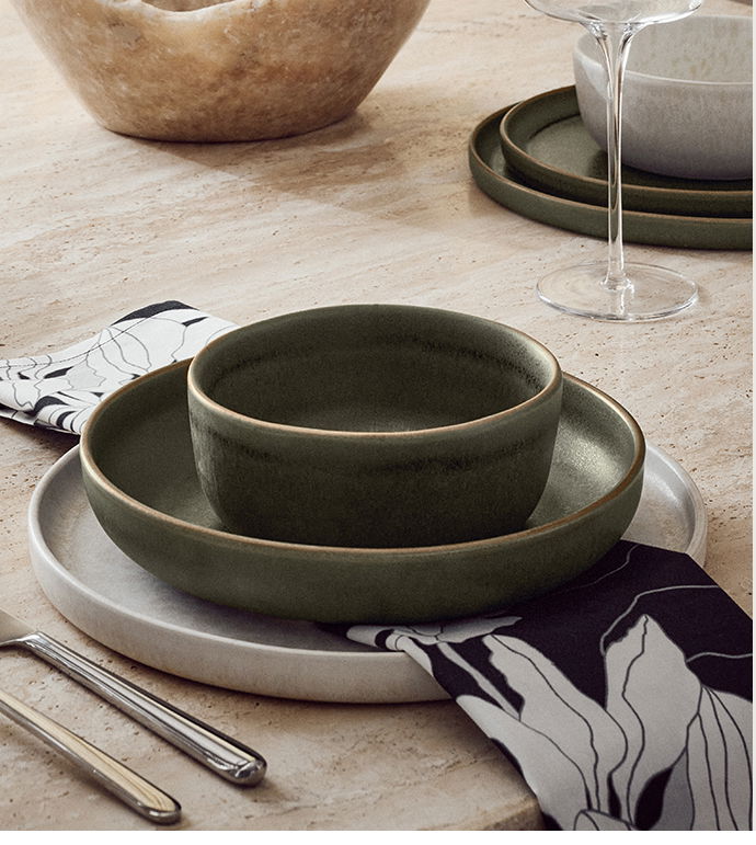 SHOP ALL DINNERWARE