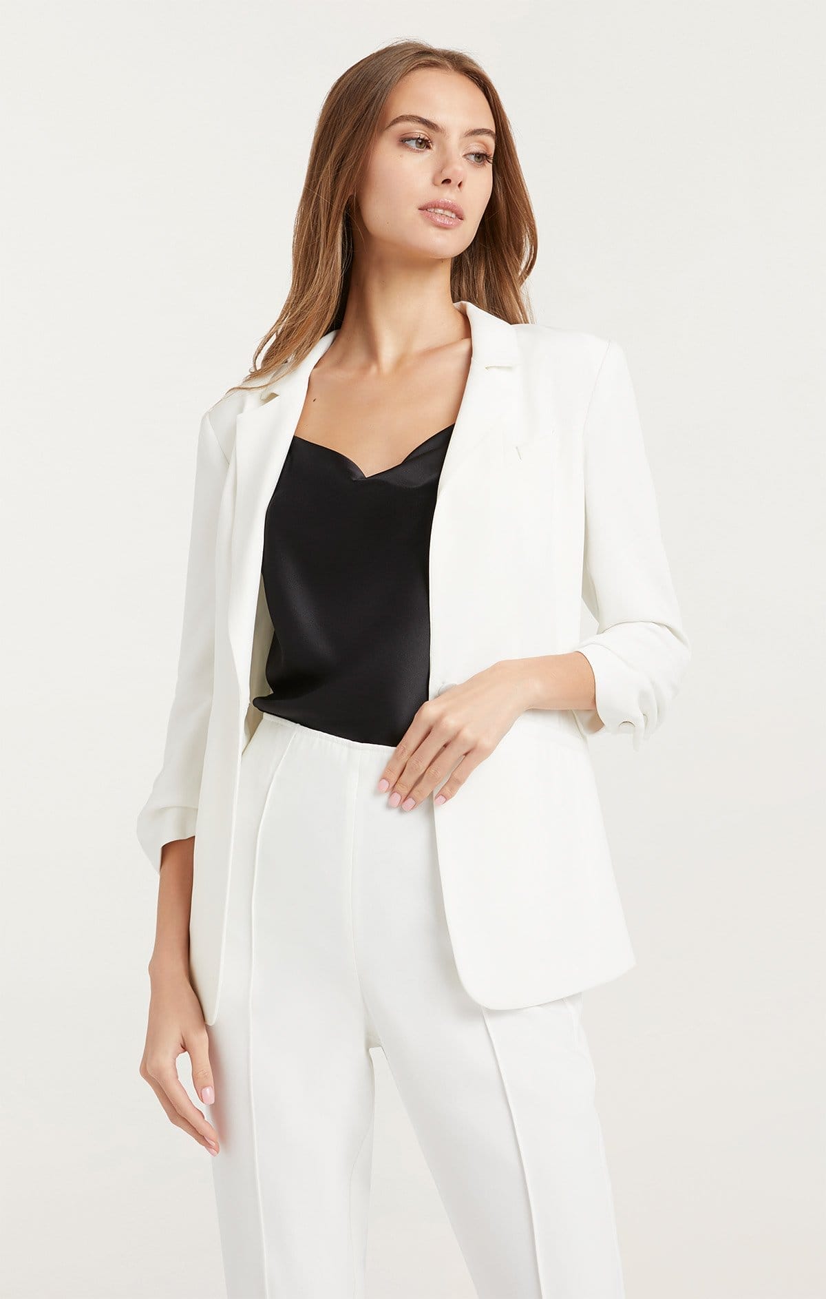 https://cinqasept.nyc/collections/5-a-7-essentials/products/crepe-khloe-blazer-in-ivory