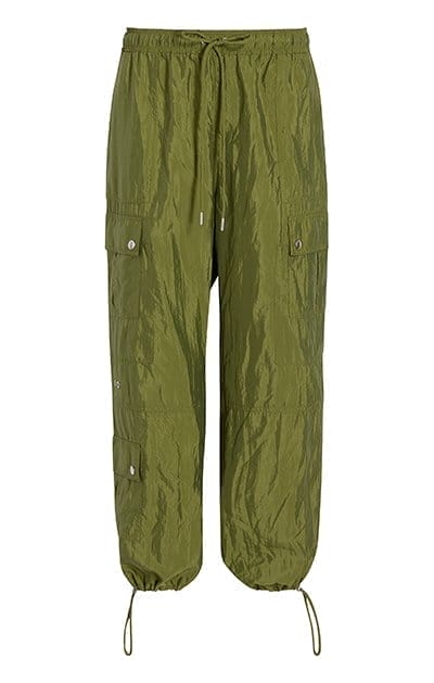 https://cinqasept.nyc/collections/precious-cargo/products/nitsan-parachute-pant-in-olive-green