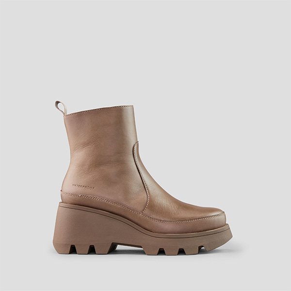 Villa Leather Wedge Waterproof Boot with PrimaLoft® in Almond