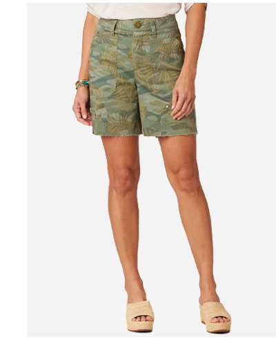 "Ab"solution Skyrise Patched 7" Inseam Camo Print Short with Raw Hem