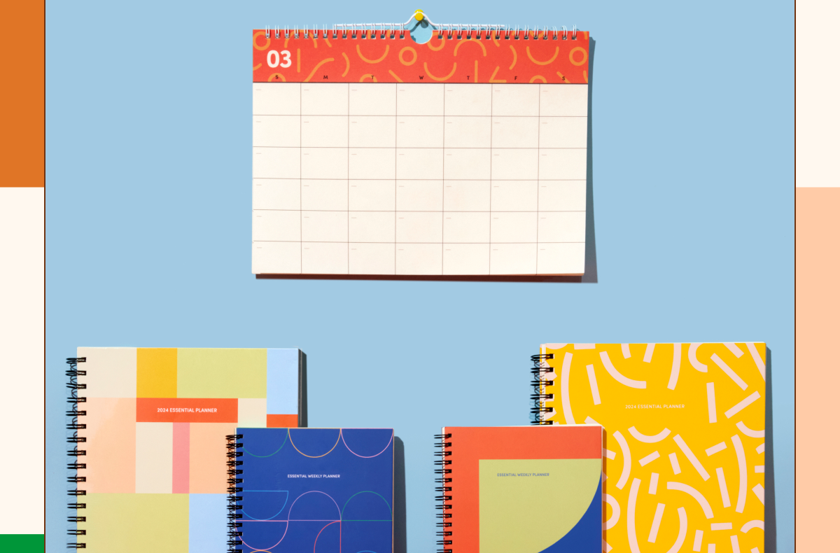 Essential Desk Calendar