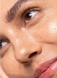 PLUMP, DEWY, GLOWING SKIN