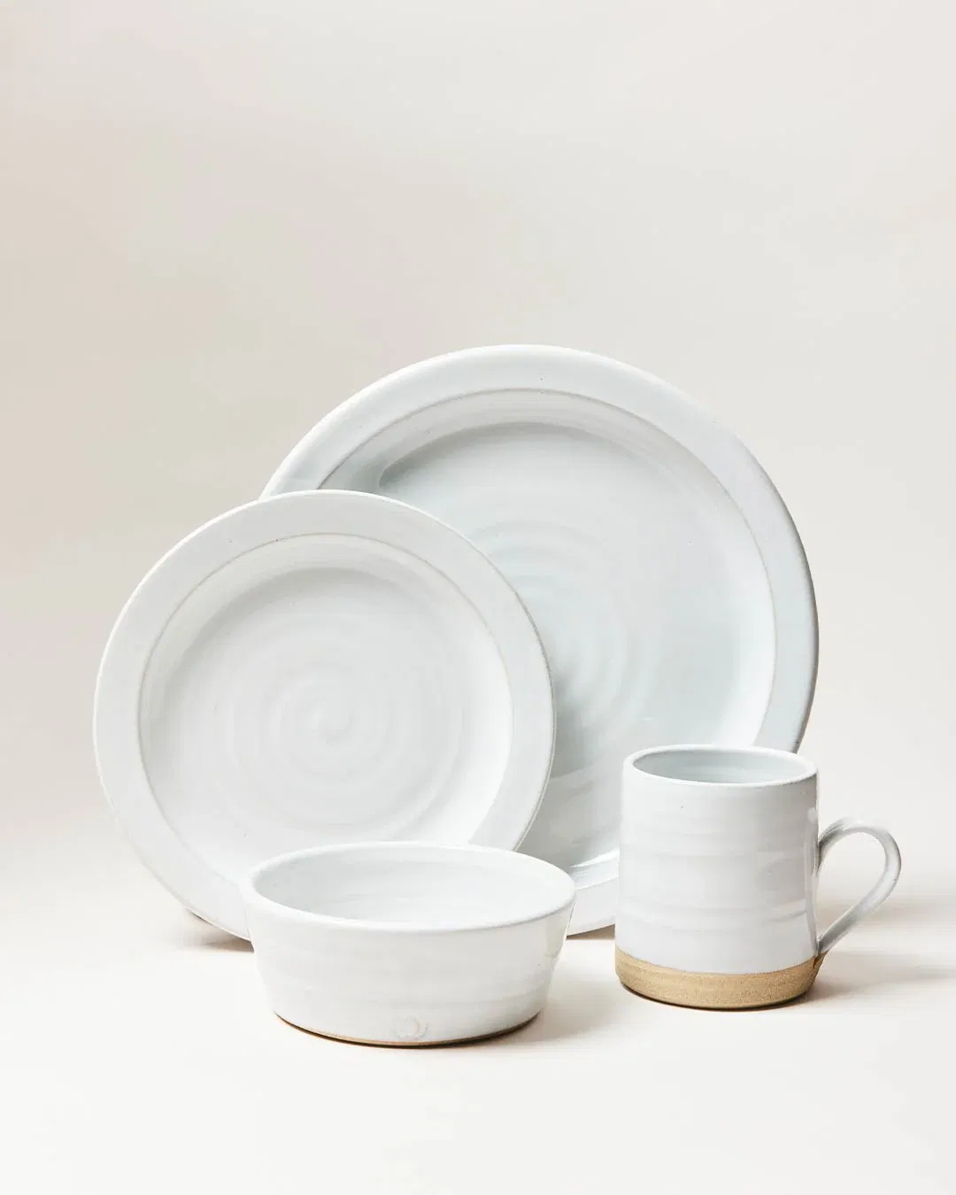 Image of Silo Dinnerware Place Setting - White