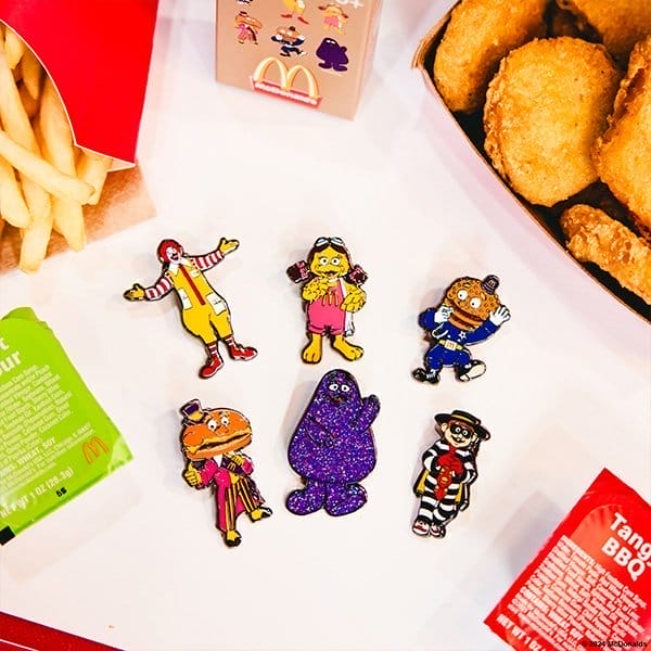 MCDONALDS CHARACTER MYSTERY BOX PINS