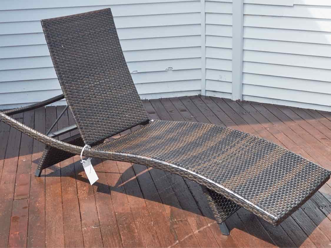 Outdoor Faro Espresso Color Wicker Chaise Loungers