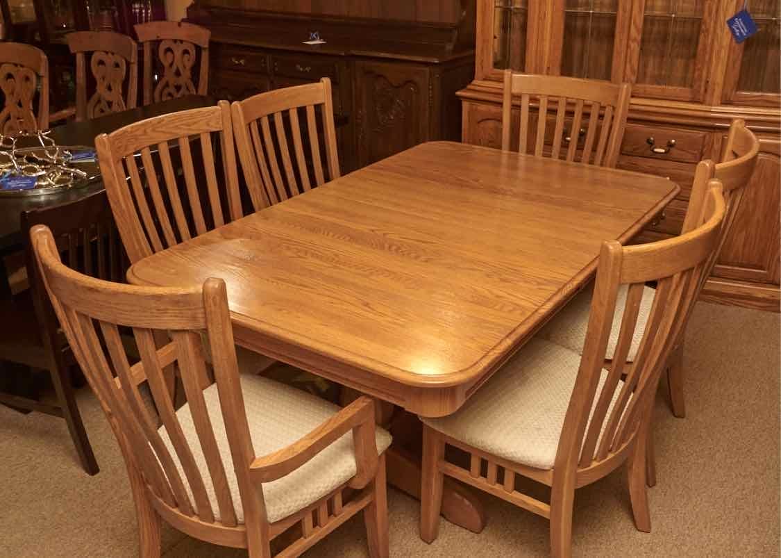 Canadel Oak Trestle Table & 2 Arm 4 Side Chair Set Includes 2 20