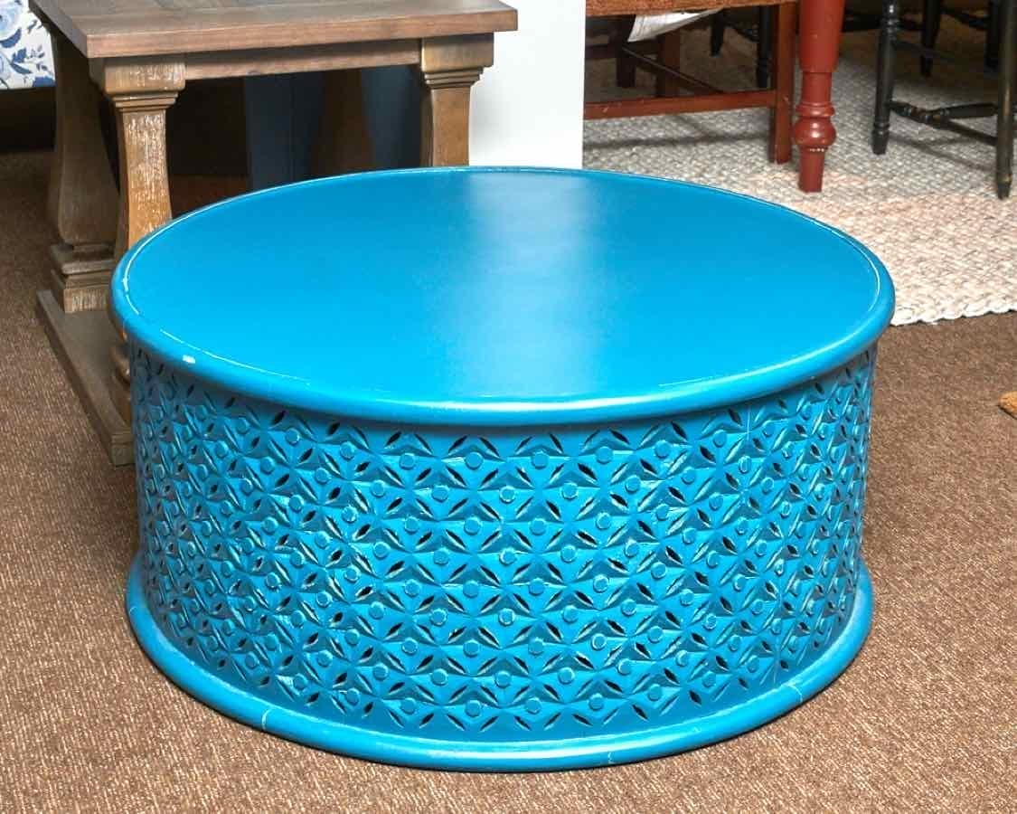  Global Archive Collection Wooden Round In Teal Finish Cocktail Table 