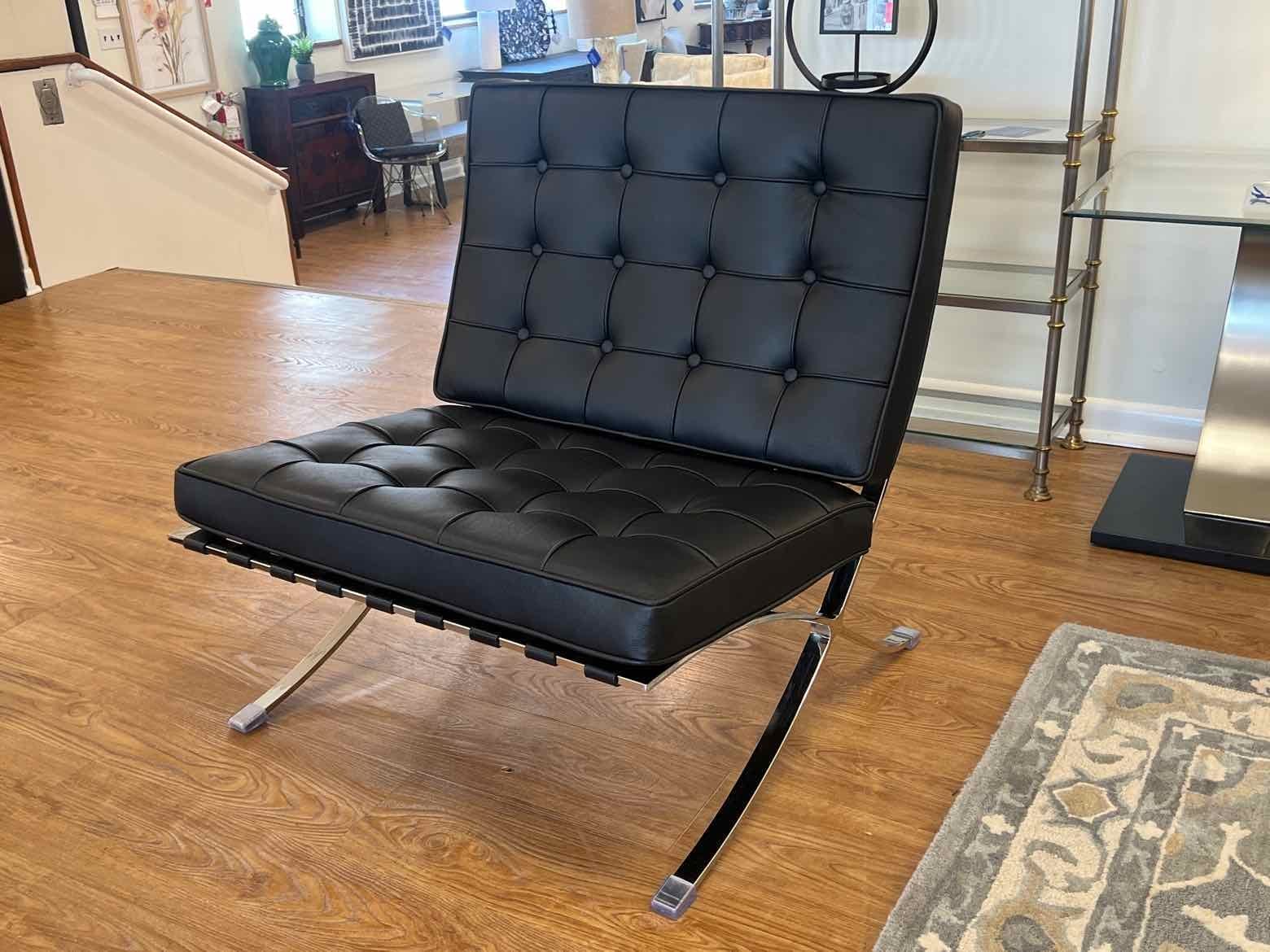 Black Tufted Leather Barcelona Chair