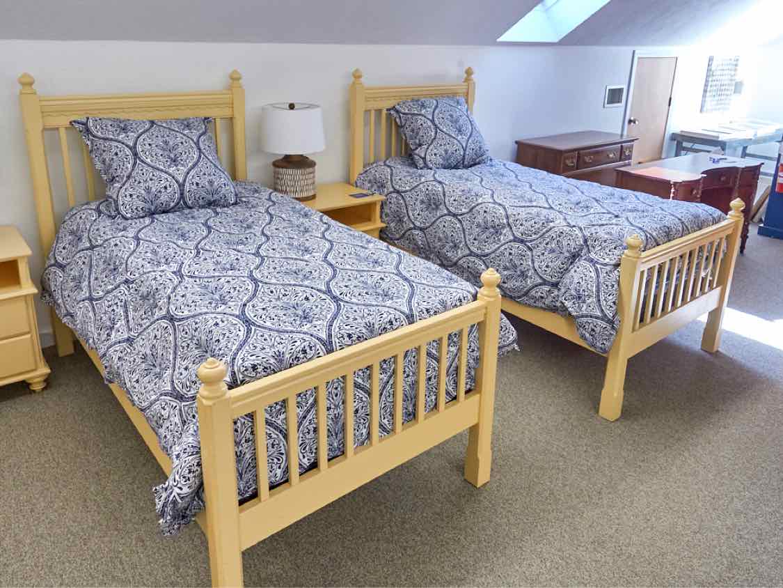 Pair of Vermont Tubbs Twin Beds in Buttercream