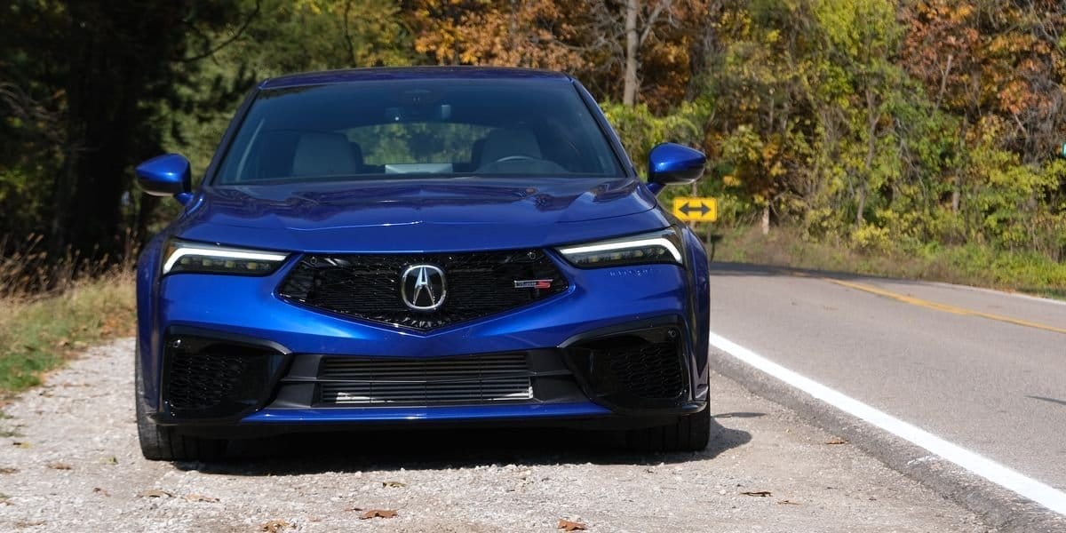 3 Reasons Why the Acura Integra Type S Beats the Civic Type R (and 1 Key Reason It Doesn't)