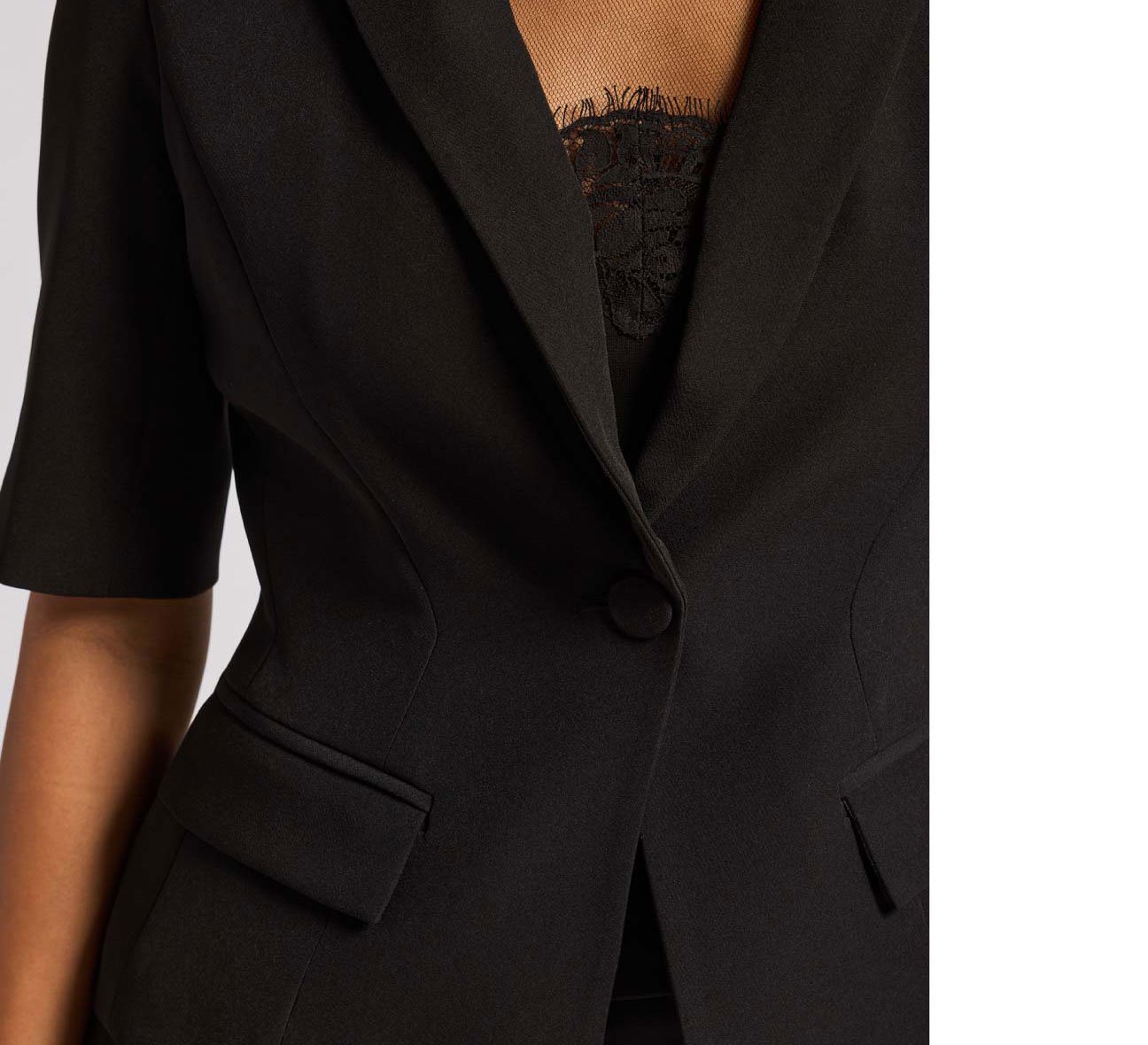 Melbourne Blazer - Black >> Shop Now