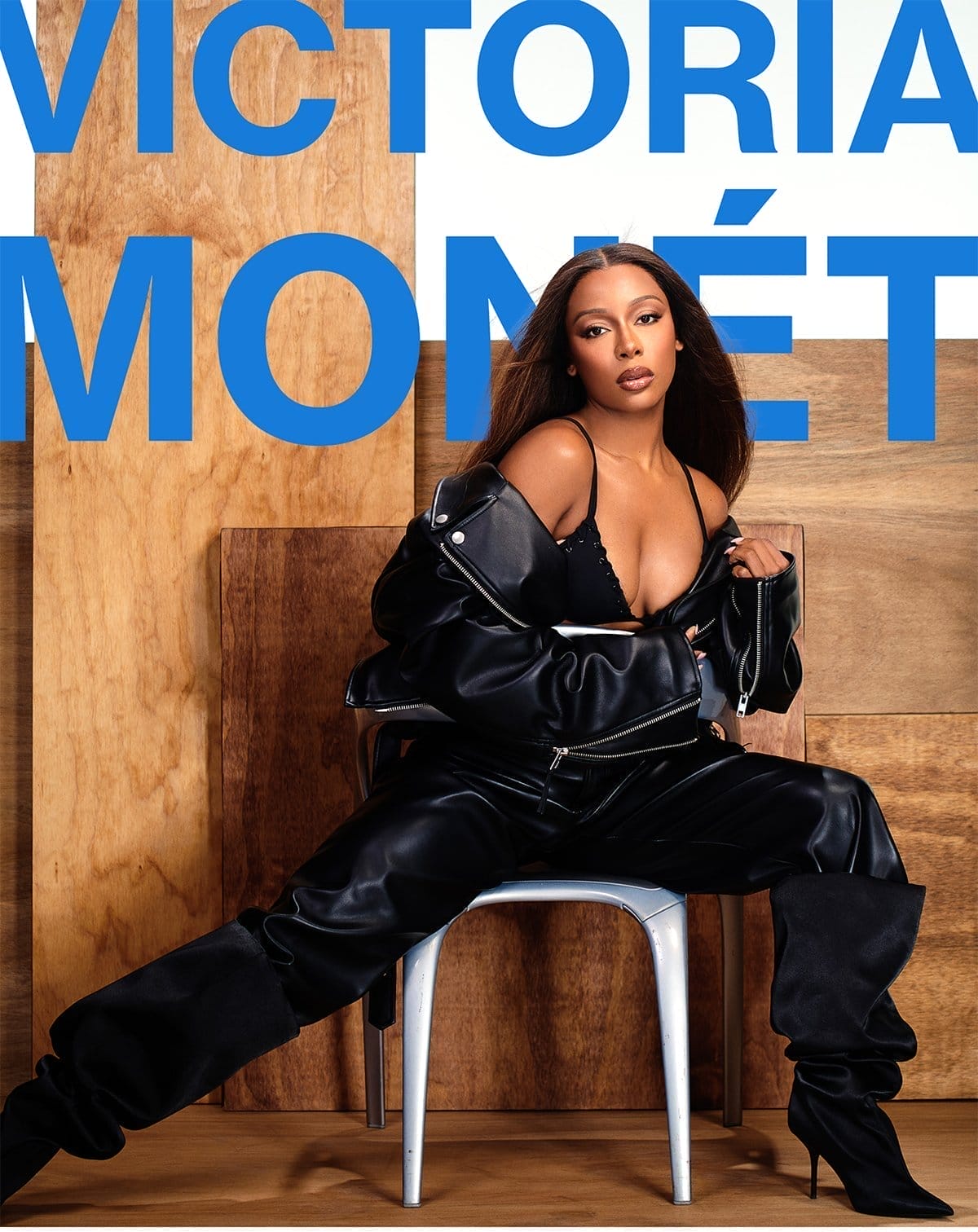 VICTORIA MONET