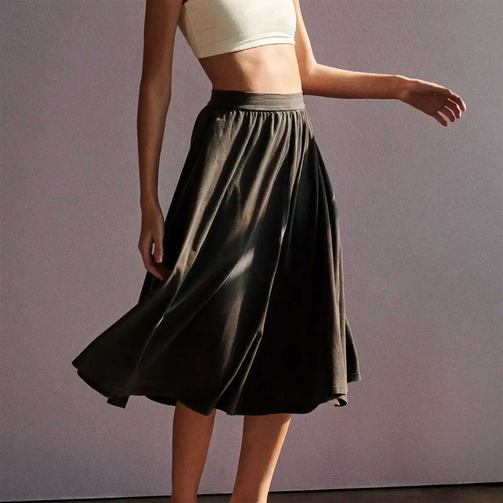 Image of Madison Midi Skirt w/ Pockets