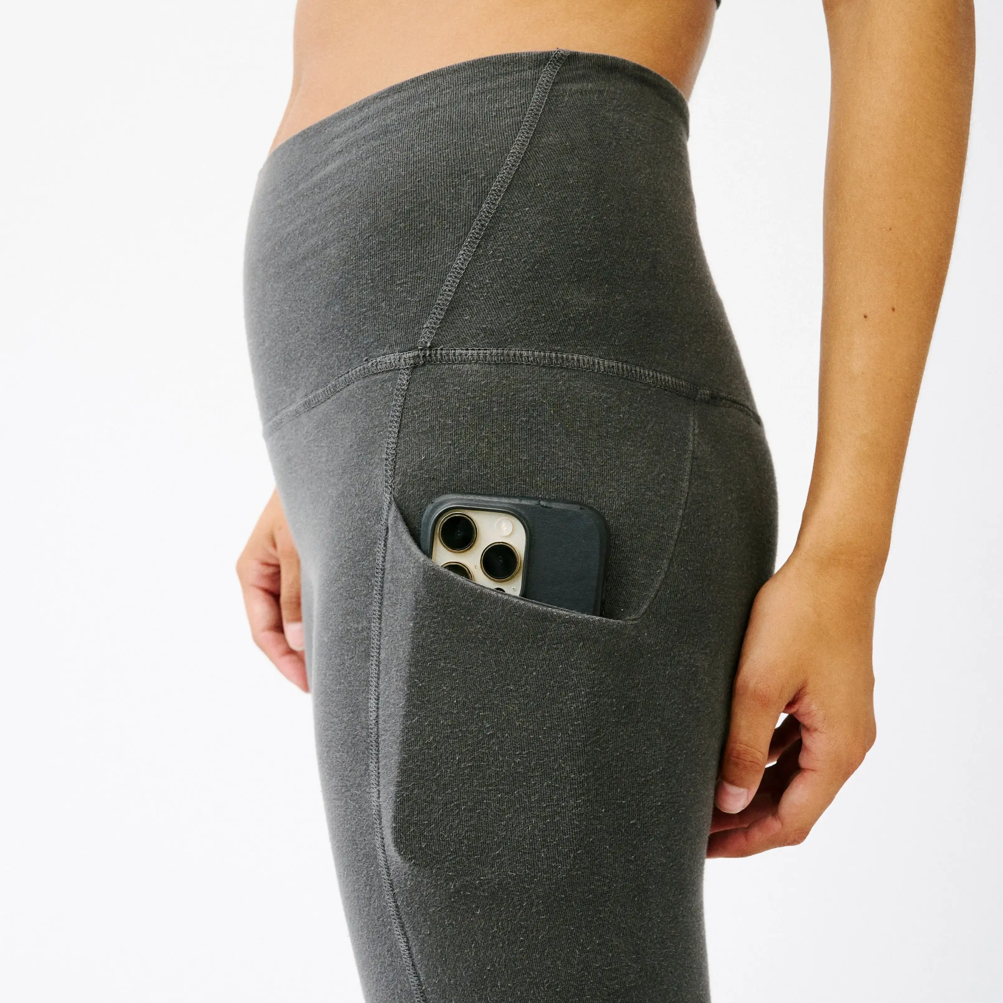 Image of High-Rise Legging w/ Pocket 28"