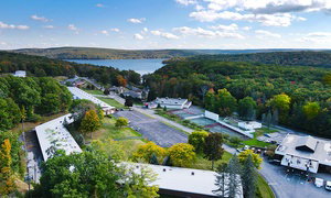 Adults-Only Couples Retreat in Poconos