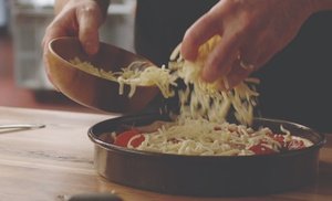 Deep Dish Pizza Making Class