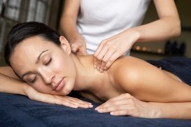 60-Minute Deep-Tissue Massage