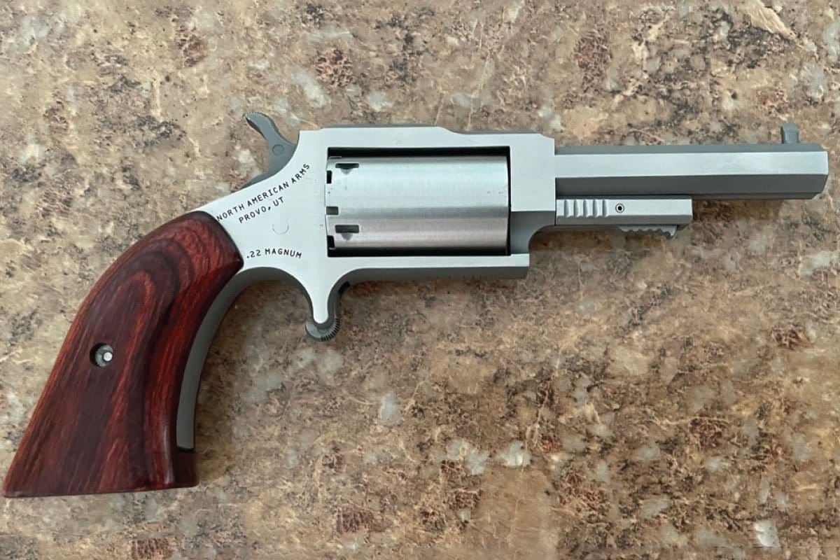 North American Arms NAA Mini Revolver Sheriff .22WMR Magnum