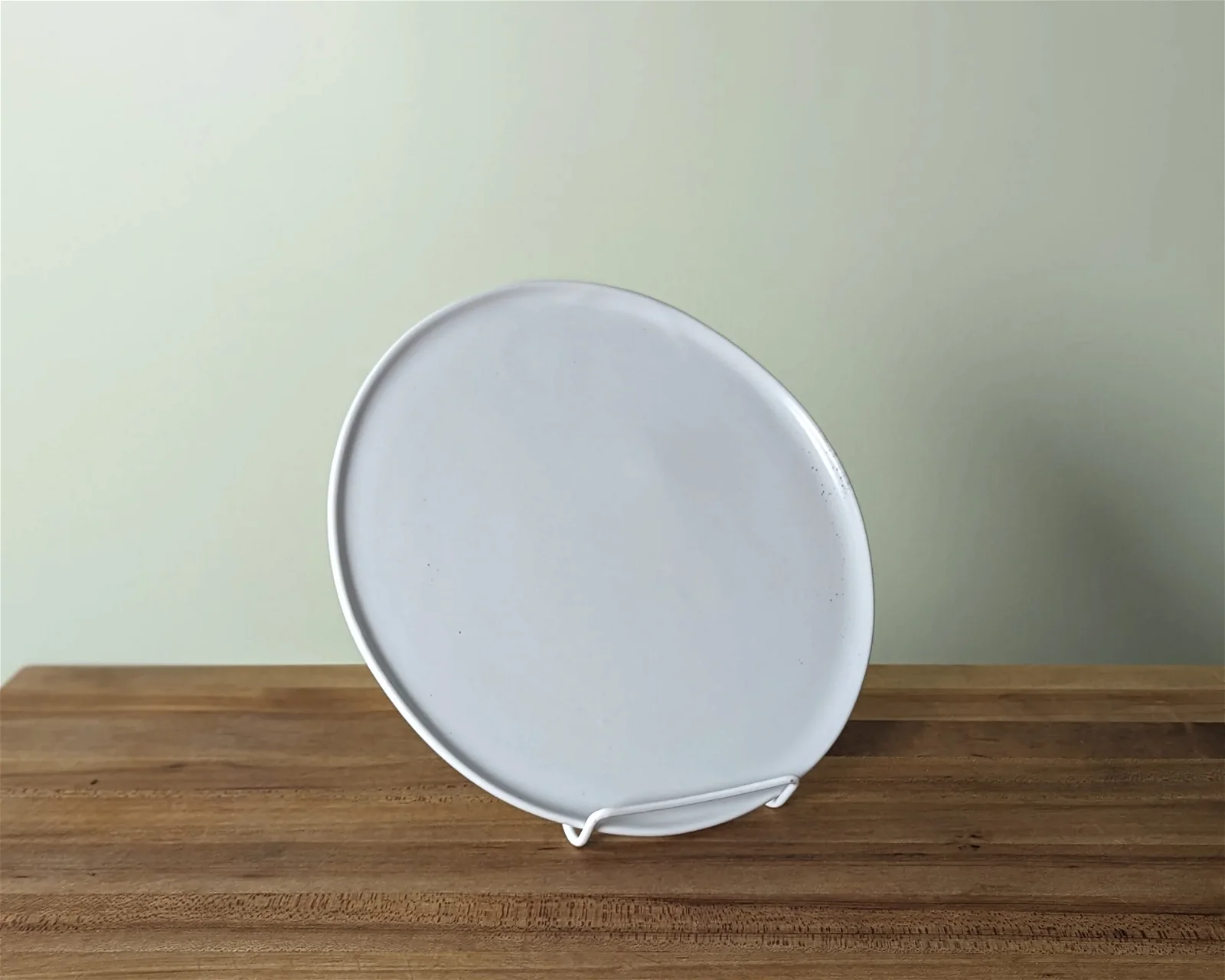 Image of Skali Flat 9.5" Plate - Seconds