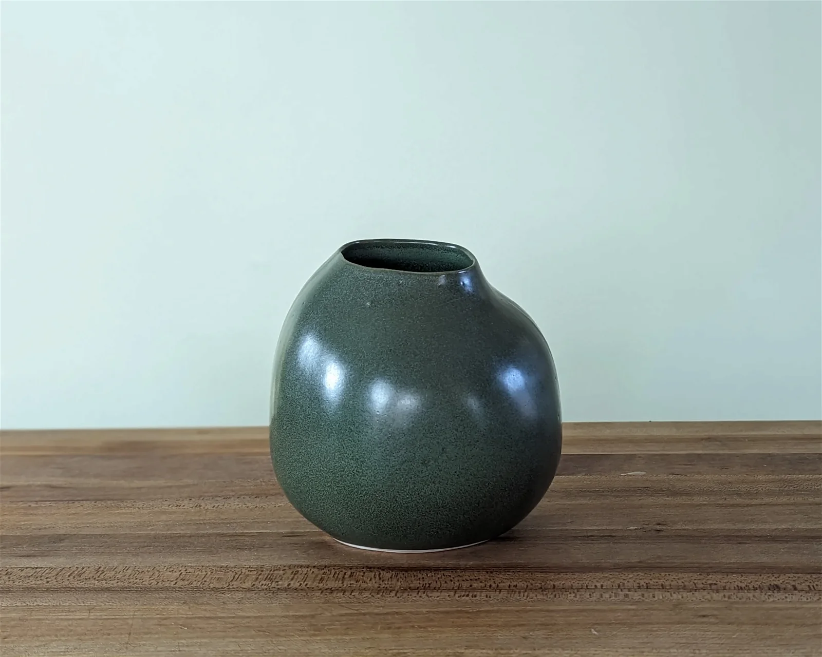 Image of Small Pebble Vase - Seconds