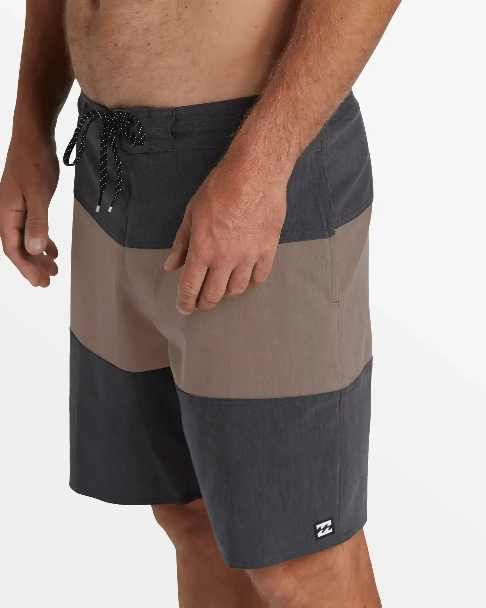 BILLABONG TRIBONG LO TIDE 19" BOARDSHORT - DARK BROWN