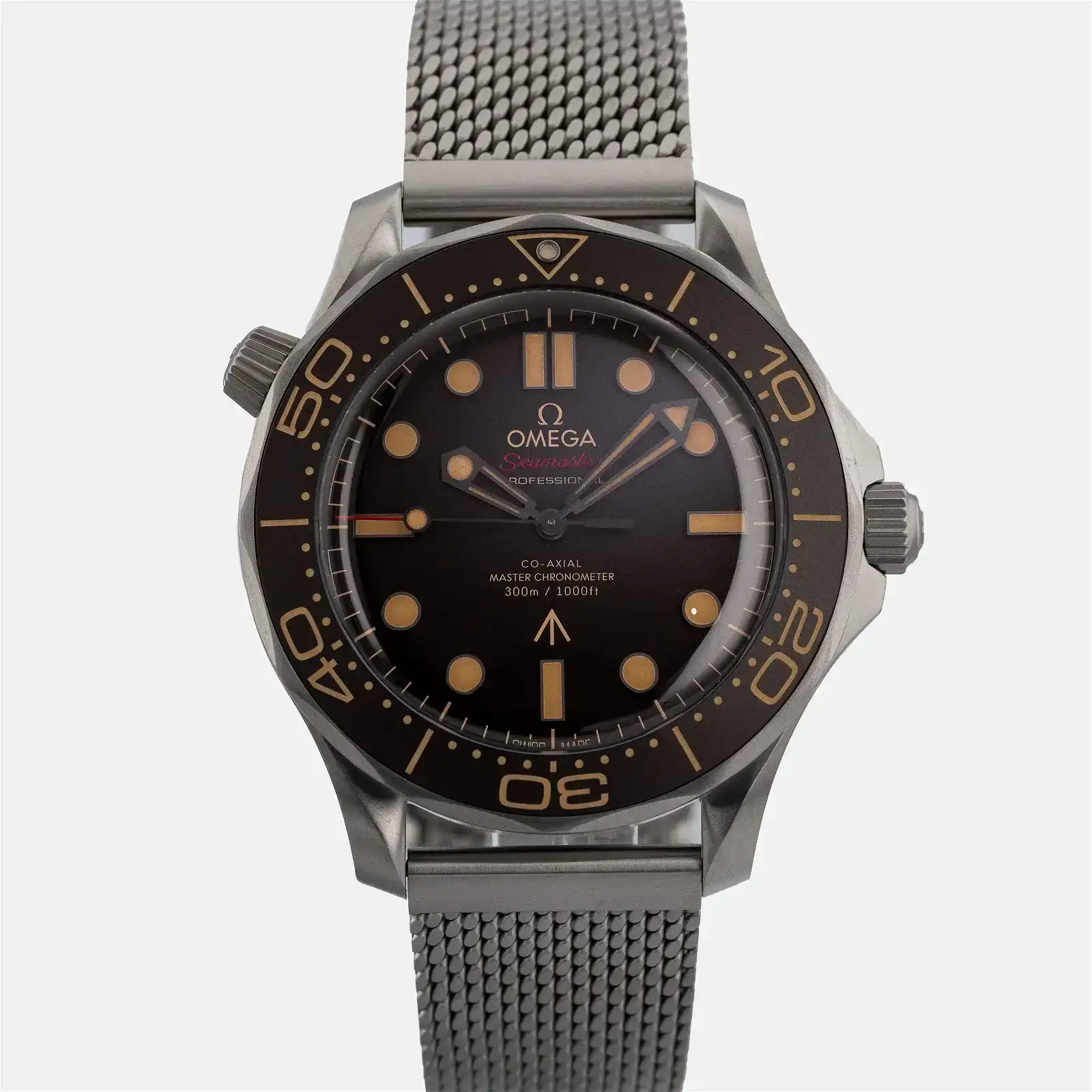 Image of OMEGA Seamaster 300M &#39;007 Edition James Bond &quot;No Time to Die&quot; 210.90.42.20.01.001