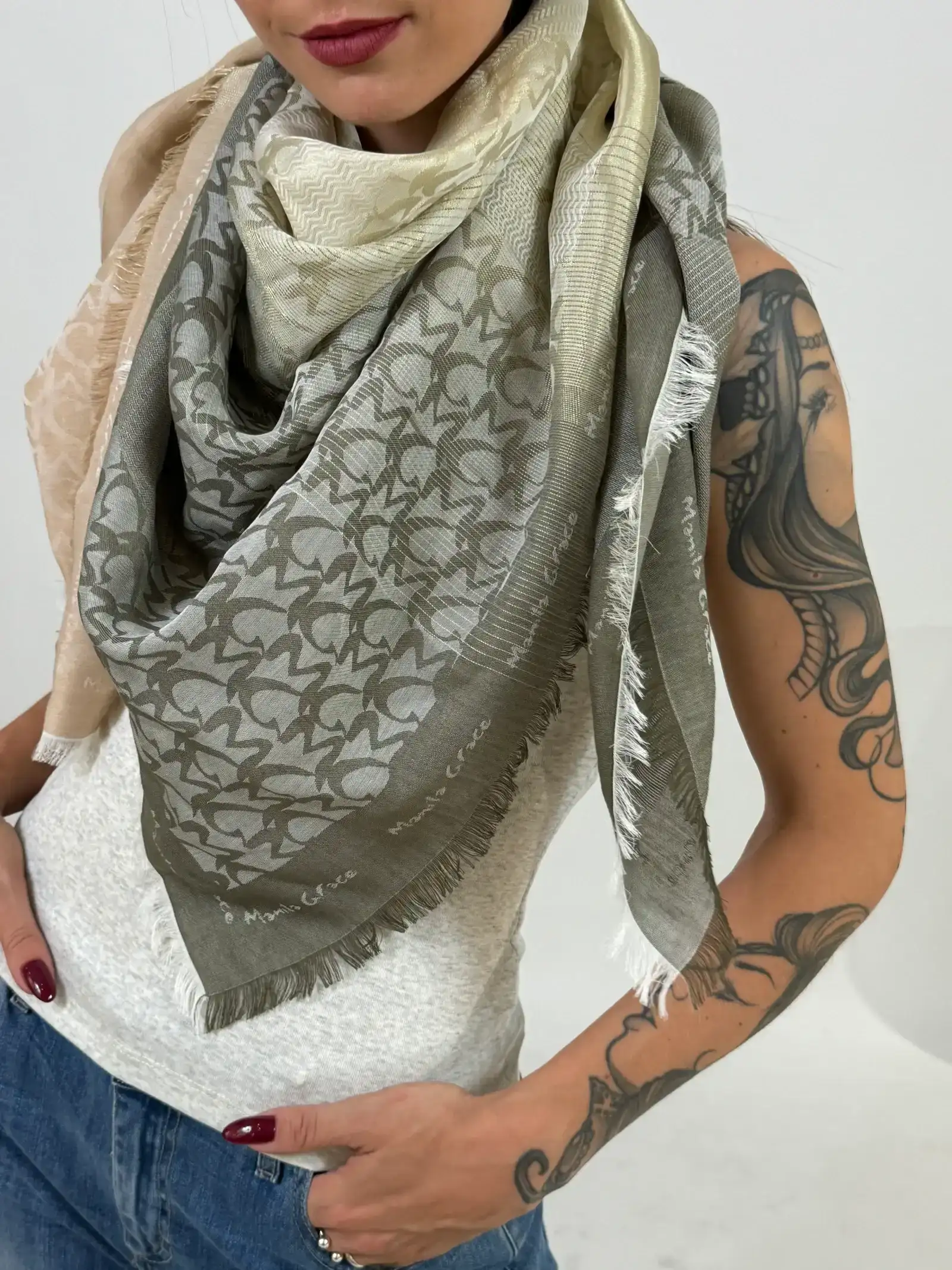 Image of Foulard Manila Grace serie VALENTINA